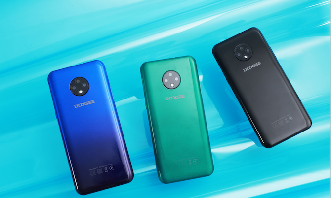 DOOGEE X95 smartphone ve více barvách