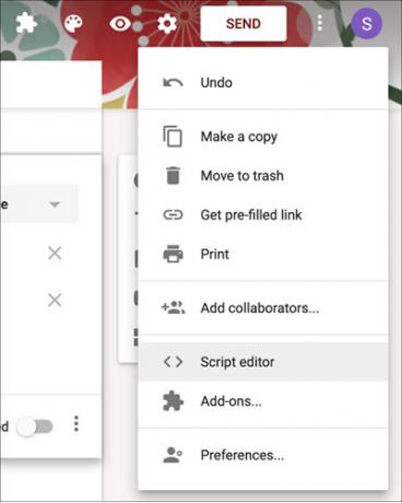 Otevřete Editor skriptů Google Forms