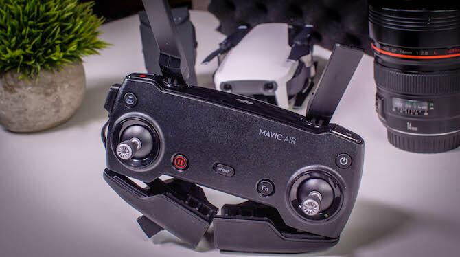 DJI to dělá znovu: Mavic Air Recenze Mavic Air Controller