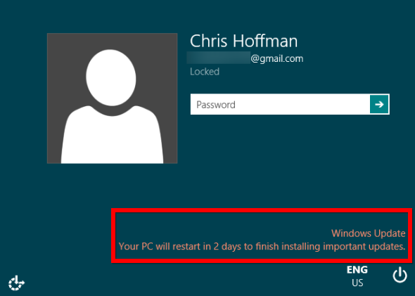 windows-8-update-notification-on-login-screen