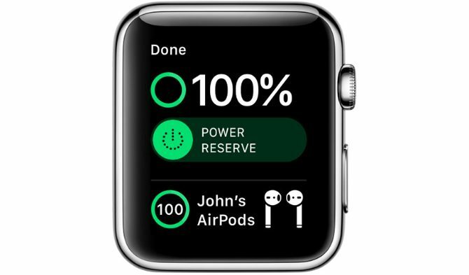 Apple Watch Control Center ukazuje baterii AirPods