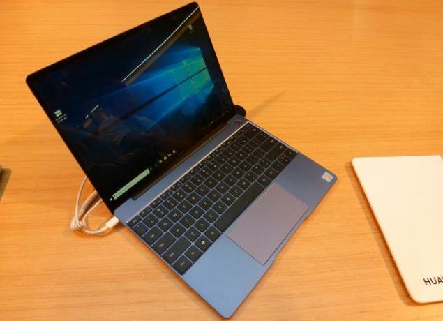 Huawei MateBook 13 na CES 2019