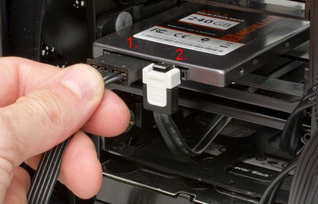 5 Co je třeba zvážit při instalaci pevného disku SATA zapojeného do konektorů ssd