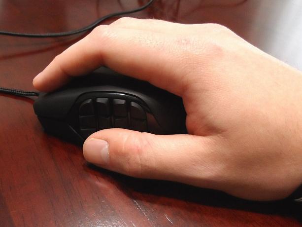 razer naga logitech g600 mouse review