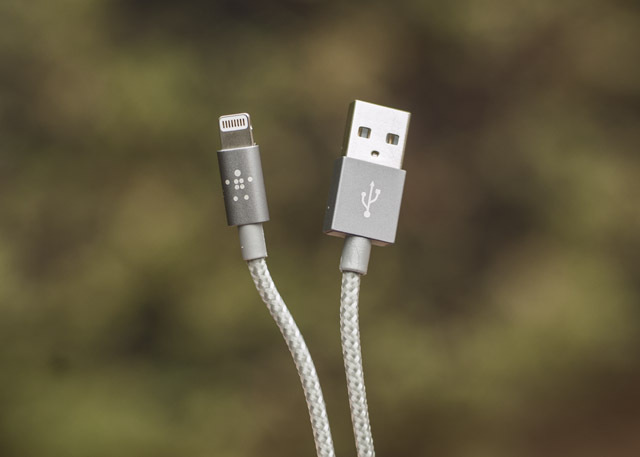 Bleskový kabel Recenze Round-Up belkin5