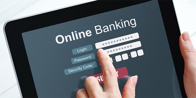 finanční-otálení-online-bankovnictví