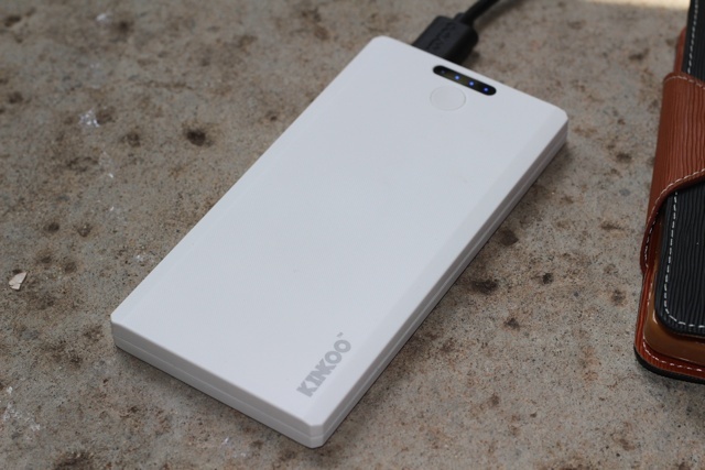 Kinkoo Infinite One Portable Battery Bank Review a prozradí kinkoo nekonečnou jednu recenzi 1