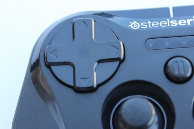 Recenze herního řadiče SteelSeries Stratus iOS a prozkoumání vrstev ocelářské oceli 4