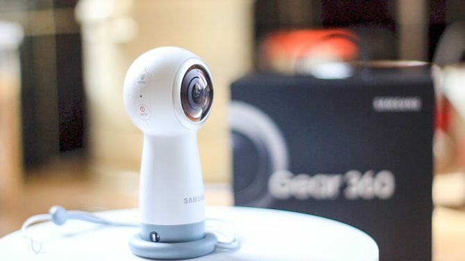 Recenze Samsung Gear 360 (2017) a prozradí gear360 gumový kroužek 670x377