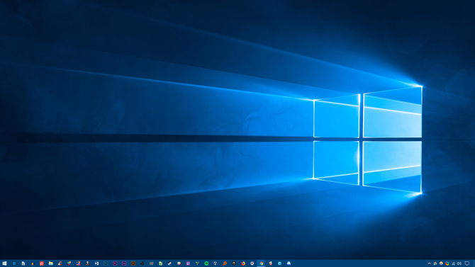 Jak přizpůsobit Windows 10: Kompletní průvodce plochy před motivem