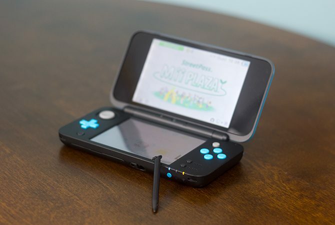 Nový Nintendo 2DS XL je skvělá konzole s hloupým názvem New2DSXL5 670x450