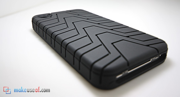 Elago Tire Tread Silicon Case pro iPhone 4 recenze a prozradí silikon1