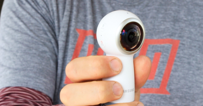 Recenze Samsung Gear 360 (2017) a prozradí gear360 recenzi noha